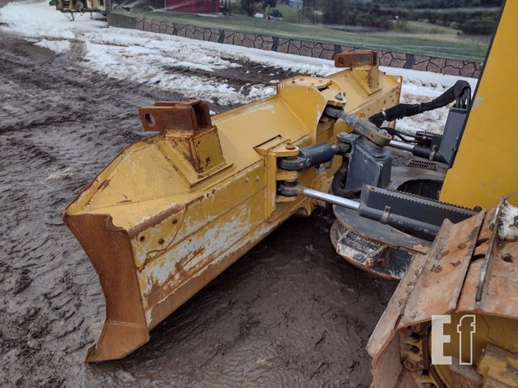 2022-deere-650k-lgp-image-20