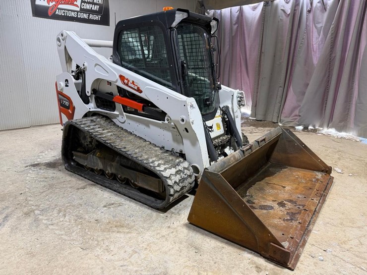 2023-bobcat-t770-image-7