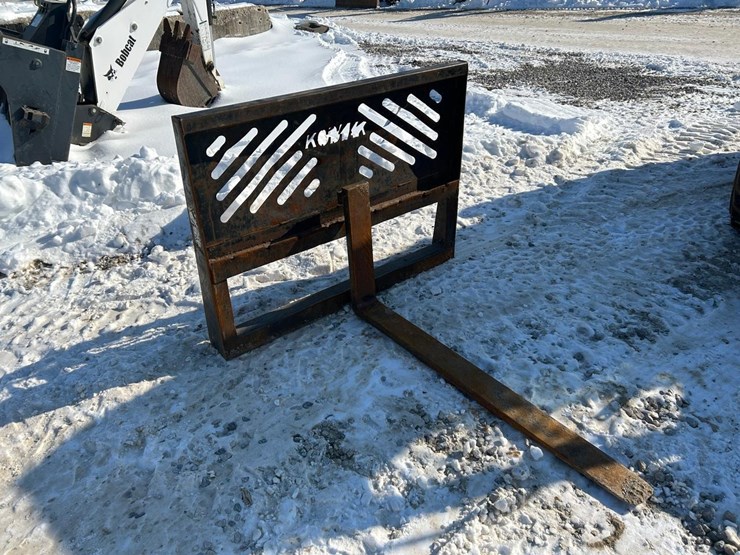 kodiak-46”-skid-steer-pallet-forks-image-8