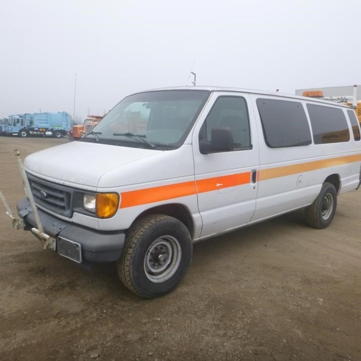 2006 FORD E350
