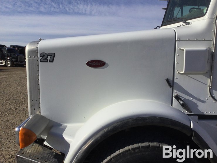 2001-peterbilt-378-image-17