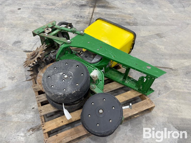 john-deere-1770-image-1