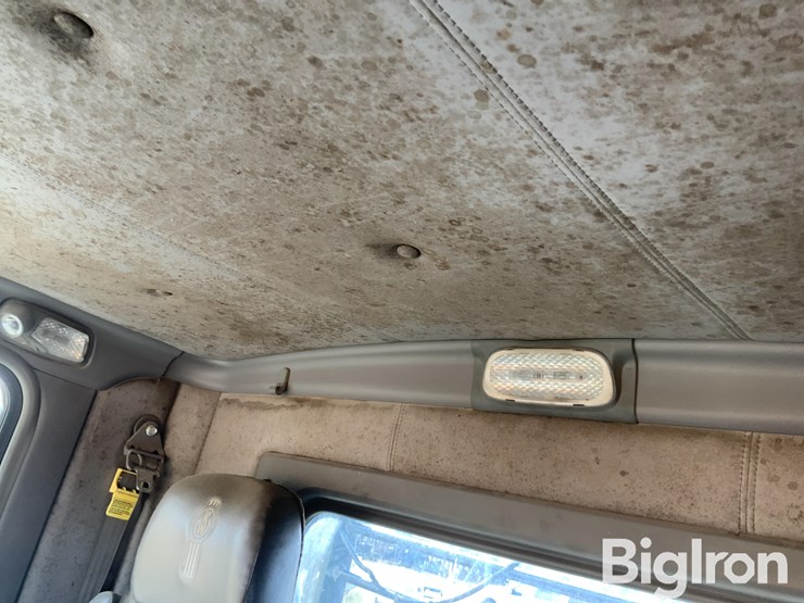 2012-kenworth-t800-image-18