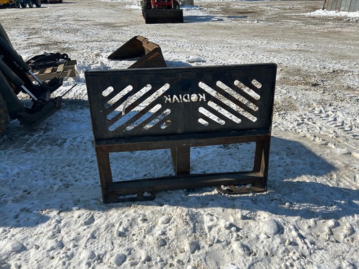 kodiak-46”-skid-steer-pallet-forks-image-5