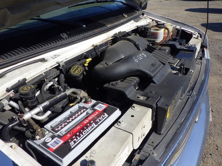 2006-ford-cargo-image-10