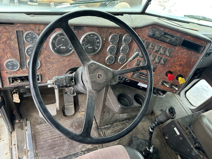 1997-international-9200-image-57