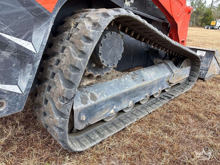 2024-kubota-svl97-2-image-39