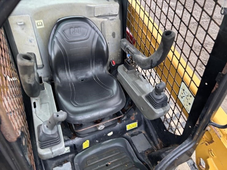 2021-caterpillar-259d3-image-20