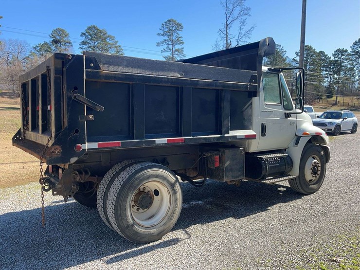 2005-international-durastar-4300-image-6