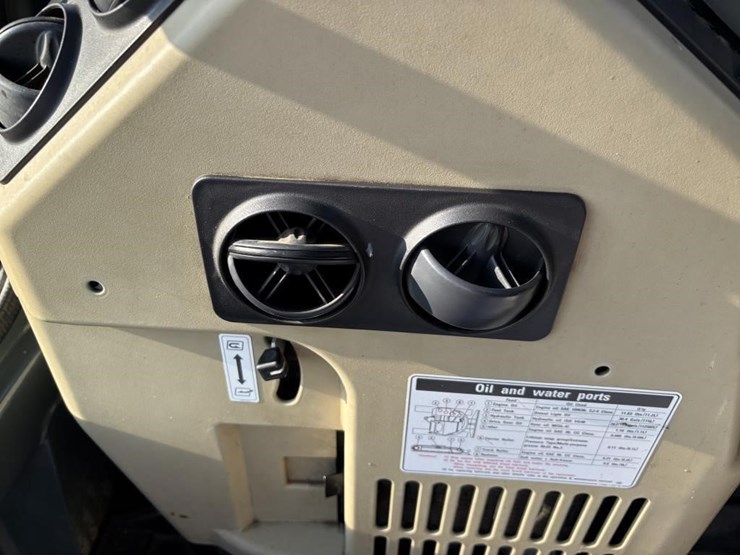 2016-mustang-800z-image-33