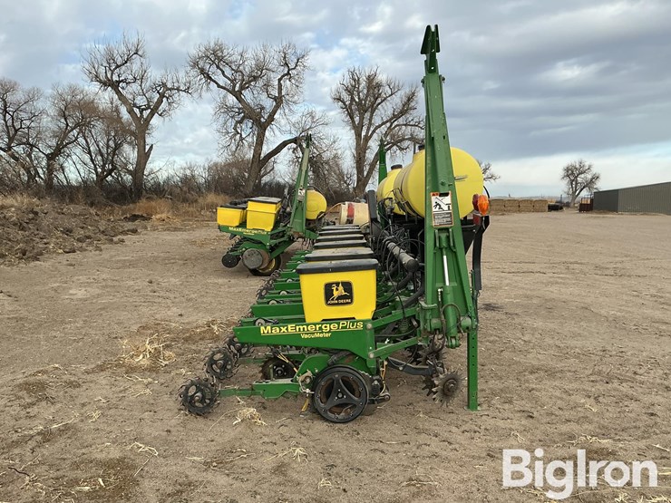 2005-john-deere-1700-image-4