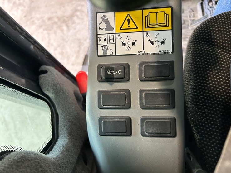 2023-bobcat-e42-image-24