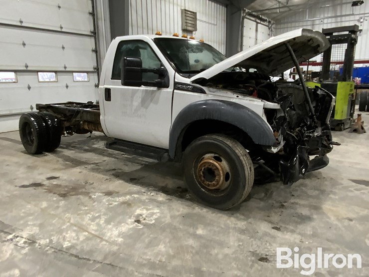 2014-ford-f550-image-3