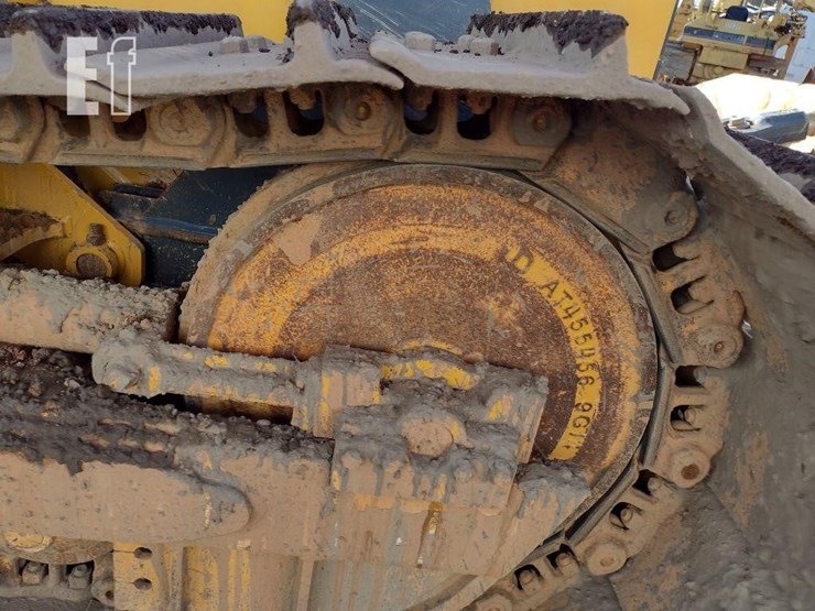 2021-deere-650k-lgp-image-38