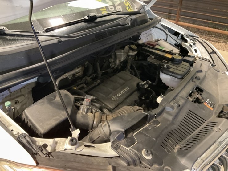 2016-buick-encore-image-12