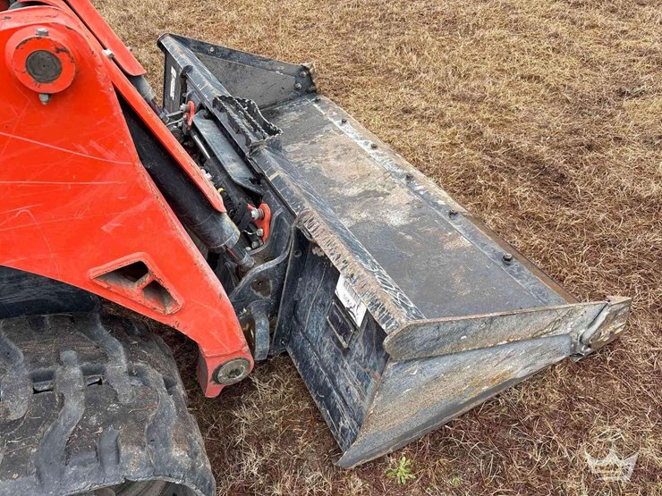 2024-kubota-svl97-2-image-8