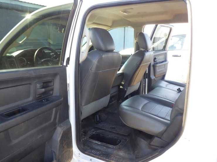 2016-dodge-2500-image-7