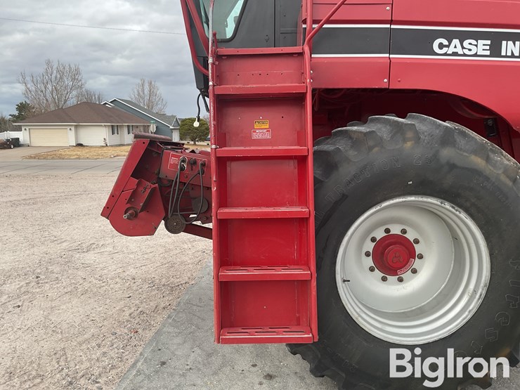 1990-case-ih-1640-image-13