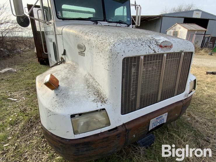 1998-peterbilt-330-image-14