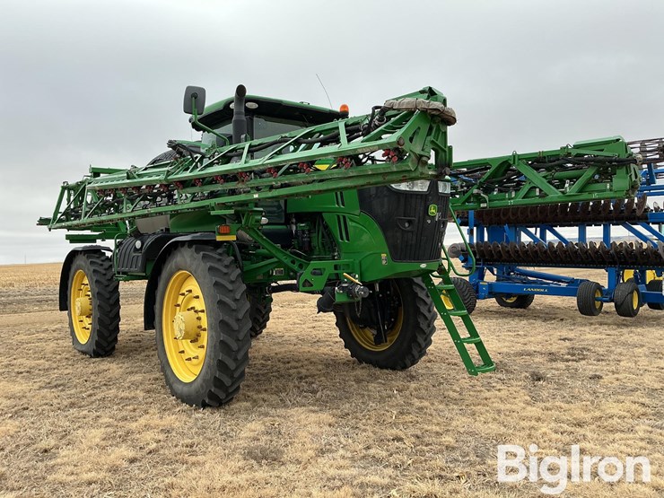 2018-john-deere-r4045-image-3