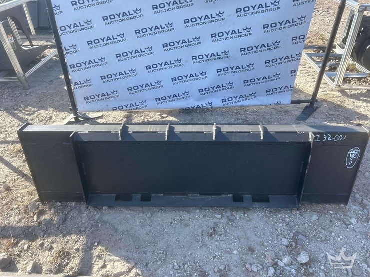 72in-bucket-skid-steer-attachment-image-2