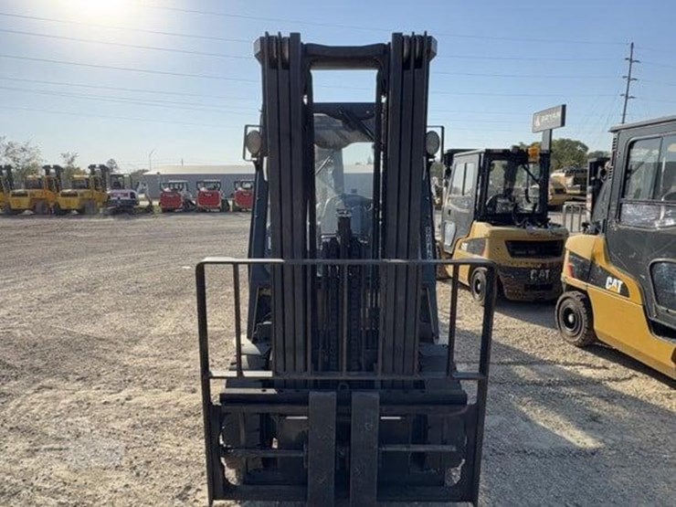 2020-caterpillar-gp30n-image-2