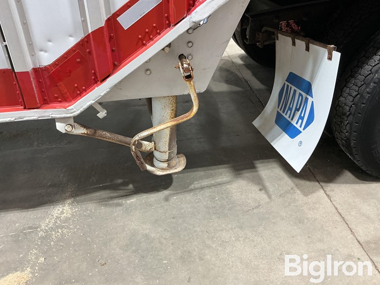 1983-cornhusker-grain-image-13