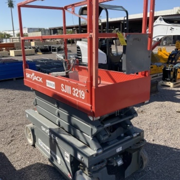 2019 SKYJACK SJIII3219