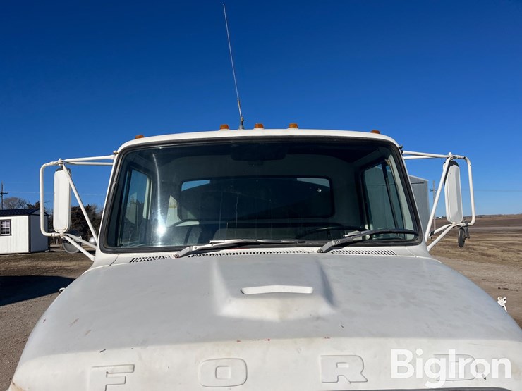 1976-ford-ln750-image-9