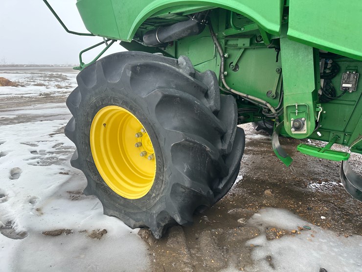 john-deere-s680-image-10