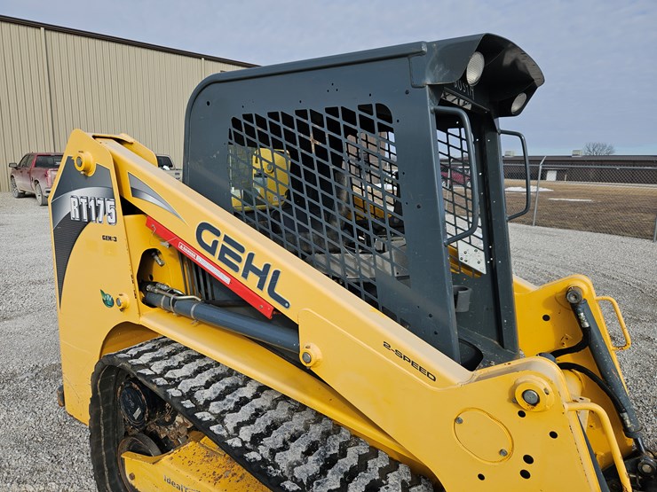 2017-gehl-rt175-image-11