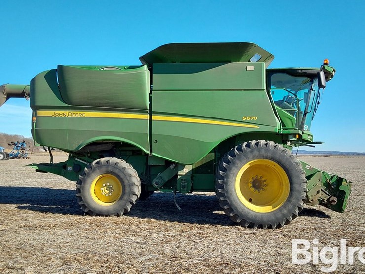 2013-john-deere-s670-image-4