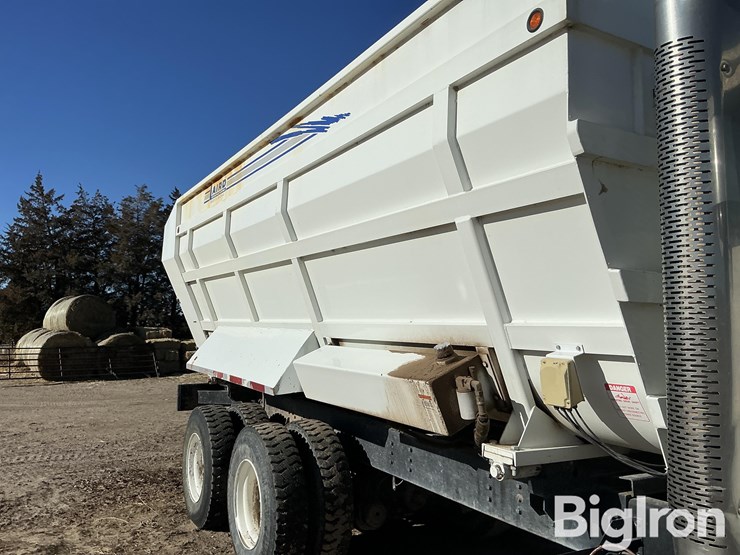 1999-international-2554-image-16