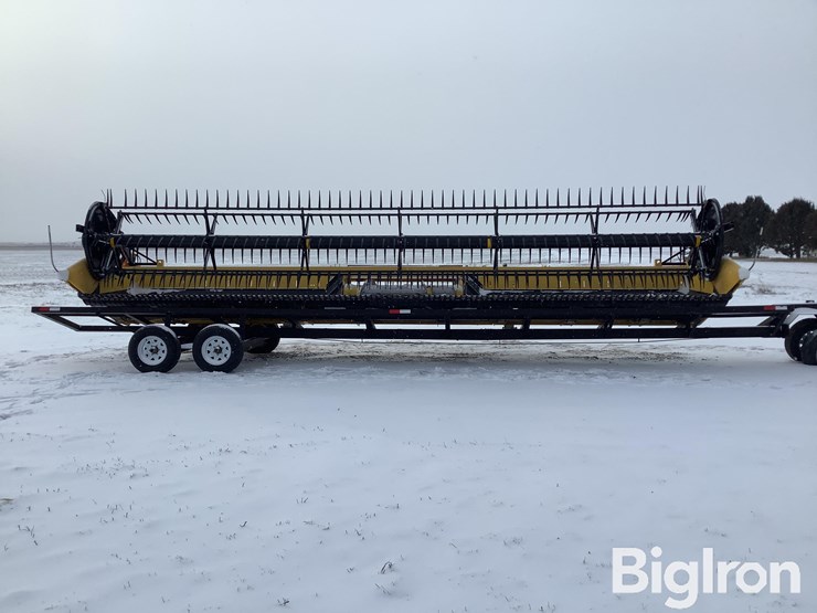 2014-new-holland-880cf-30-image-2