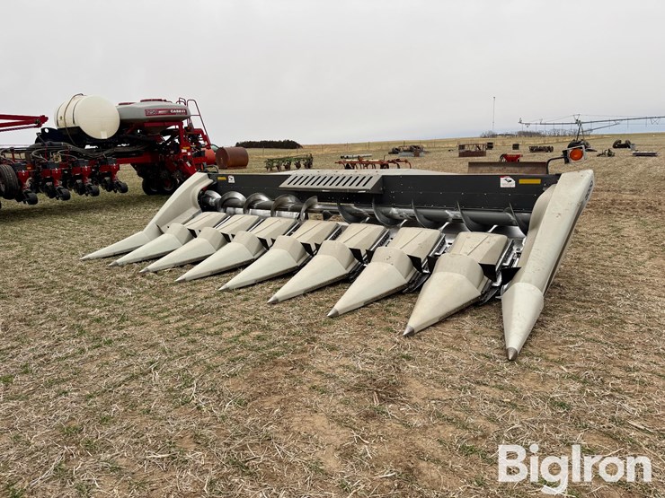 2012-agco-3000-image-1