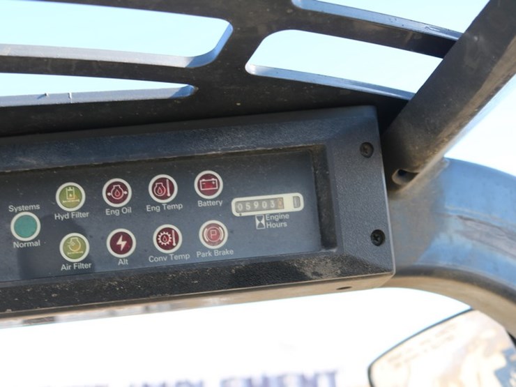 2005-case-588g-image-8