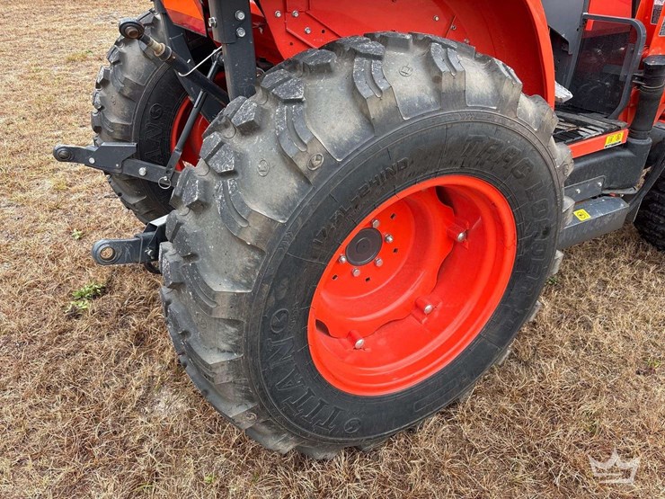2025-kubota-l4060d-42hp-4wd-utility-loader-tractor-image-37