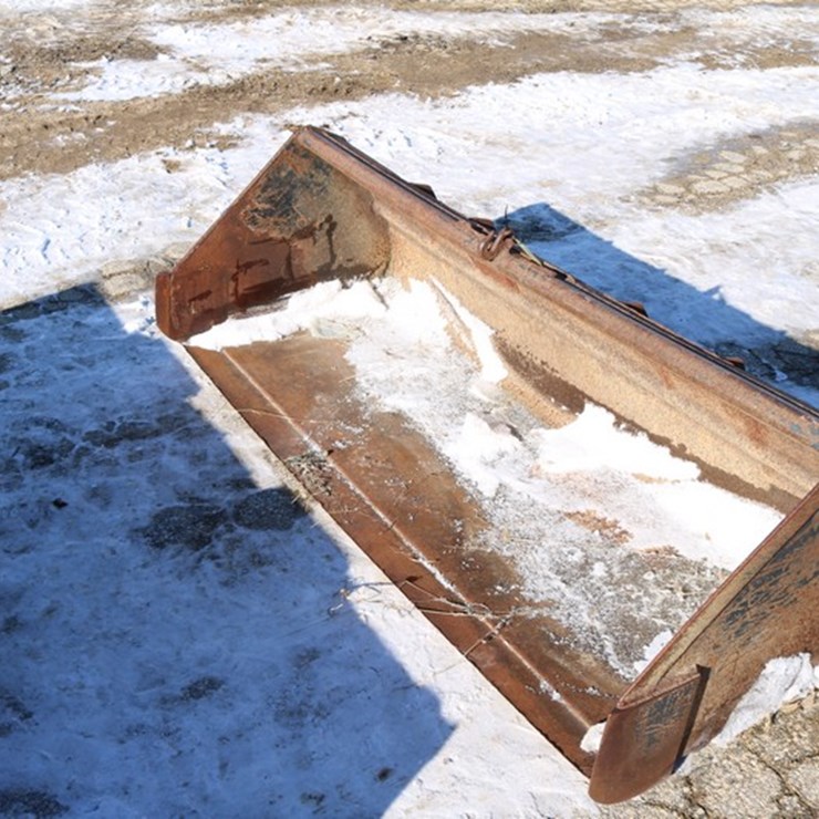 #4187 • Skid Steer Bucket