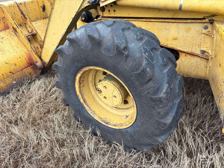 2004-deere-310sg-image-38