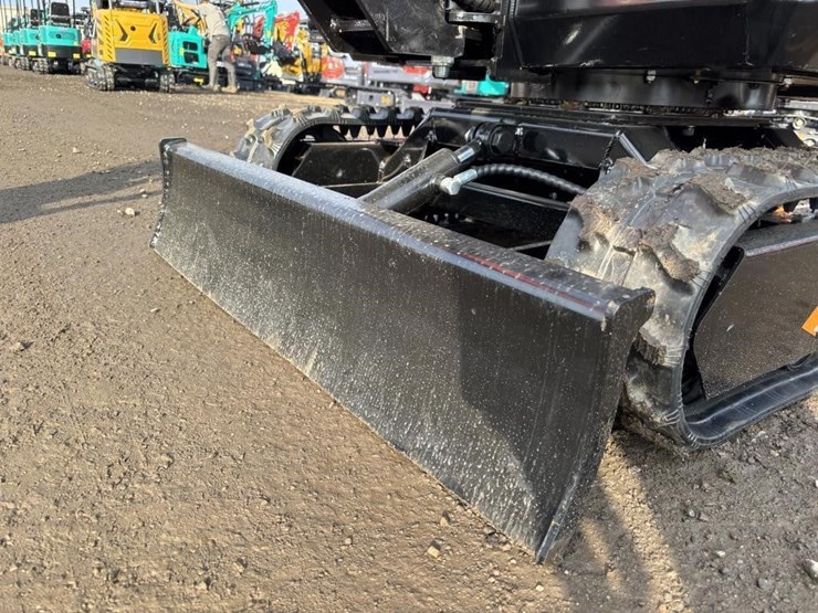 2025-tpm-18k-hydraulic-excavator-image-9