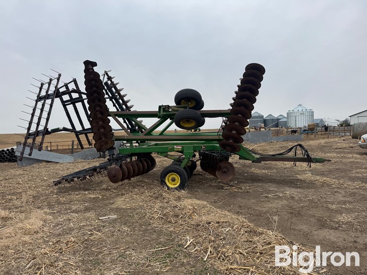 john-deere-630-image-4