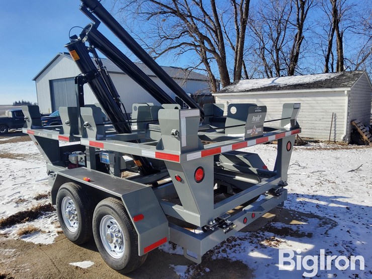 2024-travis-]-image-7