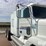 2000-freightliner-fld120-image-9