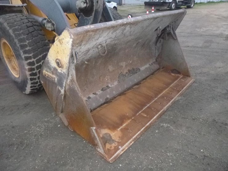 2005-deere-624j-image-15