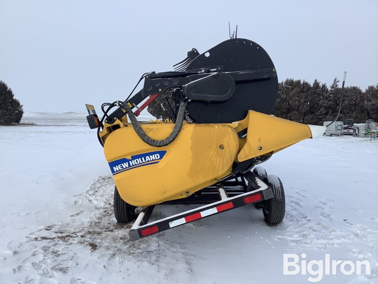 2014-new-holland-880cf-30-image-4