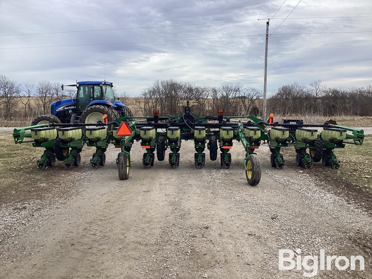 2008-john-deere-1720-image-6