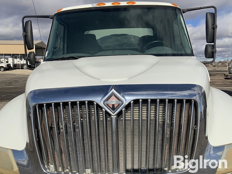 2003-international-durastar-4300-image-10