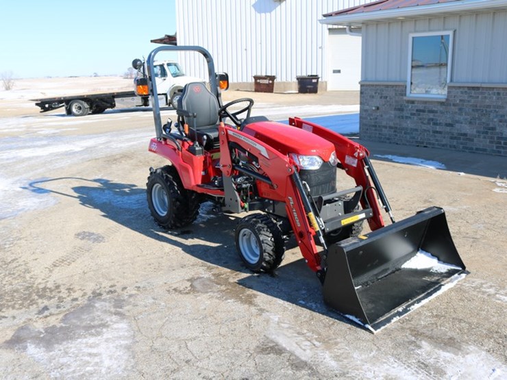 #4148-•-massey-ferguson-1gc.25-compact-tractor-image-7
