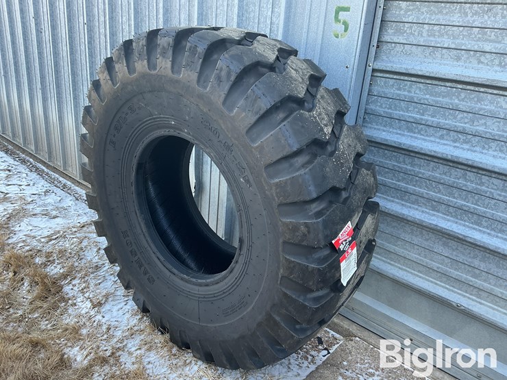 samson-rock-crusher-20.5-25-tires-image-10