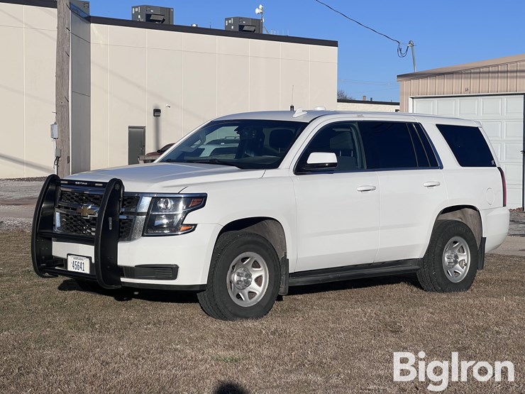 2016-chevrolet-tahoe-image-1